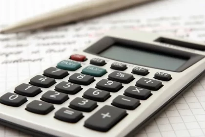 pais-crescera-2,4%-em-2025,-acima-da-america-latina,-diz-banco-mundial