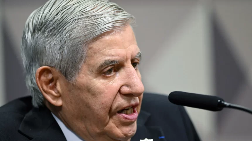 advogado-de-heleno-negocia-novos-clientes-por-instagram-apos-virar-meme-em-julgamento