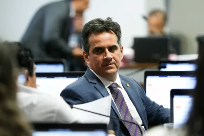 ciro-nogueira-diz-que-direita-tem-falta-de-bom-senso-e-deve-se-unir