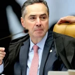 barroso-se-despede-da-presidencia-do-stf,-diz-que-tribunal-preservou-democracia-e-se-emociona
