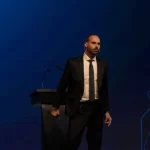 motta-barra-eduardo-bolsonaro-como-lider-da-minoria-e-abre-espaco-para-cassacao-por-faltas