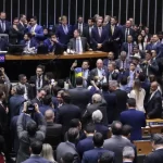 83%-de-mencoes-sobre-pec-da-blindagem-nas-redes-sociais-sao-negativas,-segundo-quaest