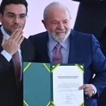 ministro-do-turismo-abandona-governo-apos-ultimato-do-partido