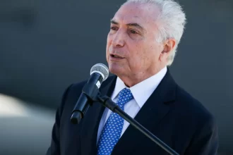 temer-diz-que-motta-esta-em-conversa-com-stf-e-governo-sobre-anistia