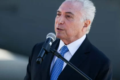temer-diz-que-motta-esta-em-conversa-com-stf-e-governo-sobre-anistia