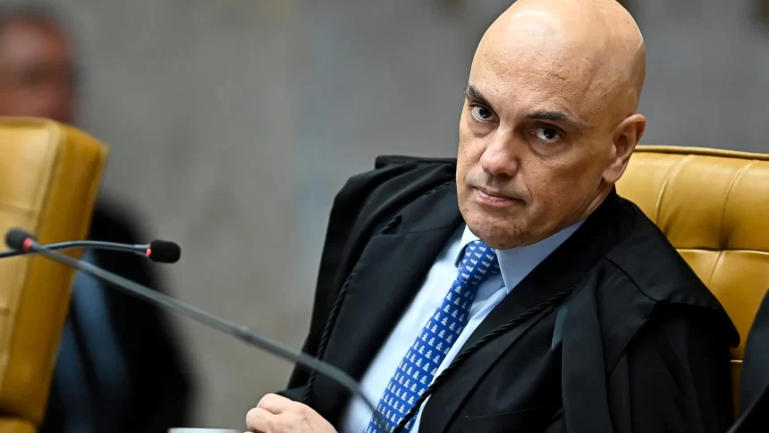 moraes-da-24h-para-advogado-de-filipe-martins-apresentar-defesa-final-sobre-trama-golpista