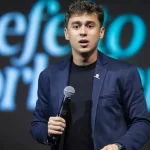 nikolas-ferreira-tenta-cassar-visto-de-felipe-neto-e-briga-com-famosos