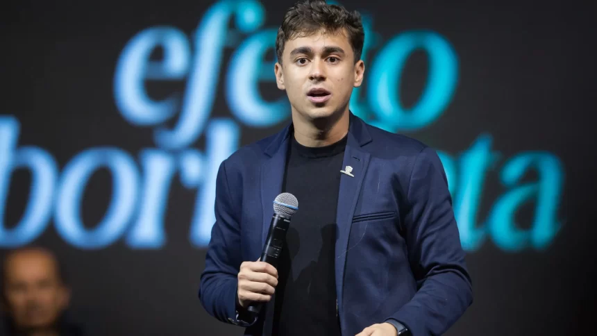 nikolas-ferreira-tenta-cassar-visto-de-felipe-neto-e-briga-com-famosos