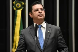 lider-do-pl-na-camara-diz-que-articula-no-stf-para-evitar-que-anistia-seja-barrada
