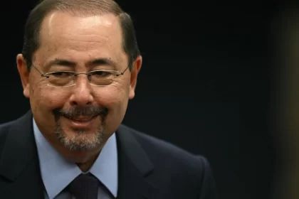 defesa-de-bolsonaro-diz-que-penas-sao-‘absurdamente-excessivas’