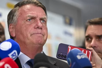 bolsonaro-e-condenado-a-pena-de-27-anos-e-3-meses-de-prisao