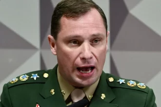 mauro-cid-e-condenado-a-2-anos-em-regime-aberto,-com-beneficio-por-delacao-premiada