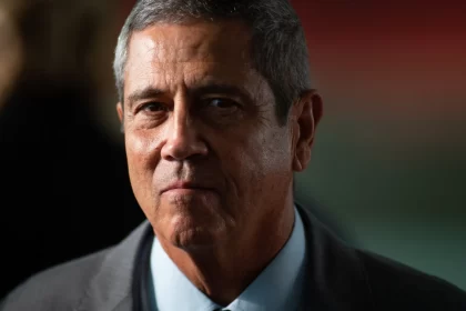 nuvem-pode-mudar-no-futuro,-diz-advogado-de-braga-netto-apos-manifestacao-de-fux