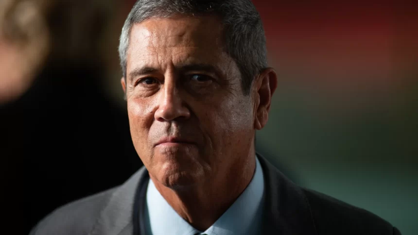 nuvem-pode-mudar-no-futuro,-diz-advogado-de-braga-netto-apos-manifestacao-de-fux