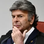 fux-vota-tres-vezes-para-anular-processo-contra-bolsonaro-e-trava-embate-com-metodos-de-moraes