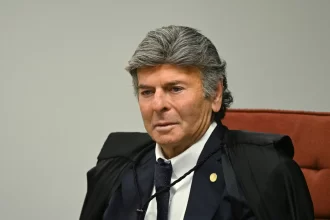 fux-vota-para-anular-processo-contra-bolsonaro-por-incompetencia-do-stf