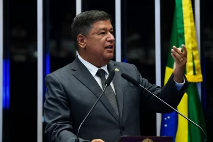 congressistas-que-criticam-moraes-aprovam-21-prisoes-sem-detalhar-motivos-na-cpi-do-inss