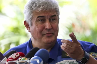 empresa-do-senador-marcos-pontes-usa-espaco-da-fab-para-oferecer-servicos