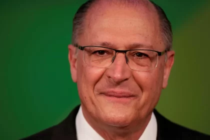 alckmin-diz-que-lula-pediu-suspensao-de-tarifa-de-40%-a-trump-e-que-rubio-nao-e-problema