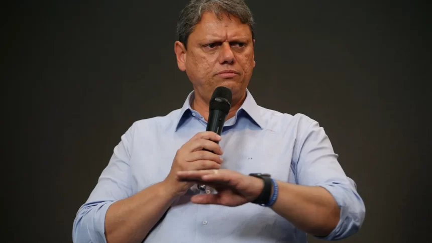 ministros-do-stf-esperam-retratacao-de-tarcisio-apos-escalada-de-discurso-no-7/9