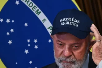 lula-avisa-“traidores-da-patria”-de-que-“brasil-nao-recebe-ordens”