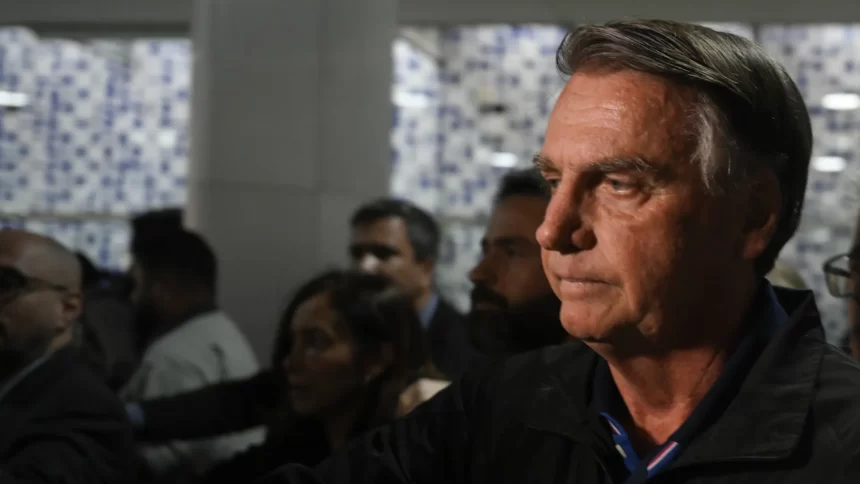 defesa-de-bolsonaro-tenta-minar-crimes-que-dificultam-anistia