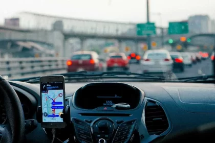 uber-deixa-de-aceitar-alguns-modelos-de-carros-para-as-categorias-black-e-comfort