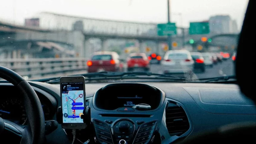 uber-deixa-de-aceitar-alguns-modelos-de-carros-para-as-categorias-black-e-comfort