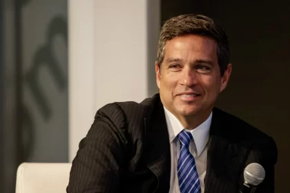 fintechs-pagam-mais-imposto-que-bancos-grandes,-diz-campos-neto