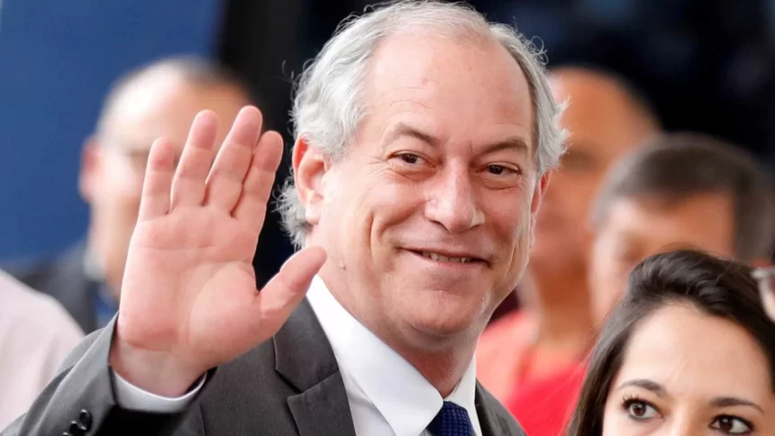 ciro-gomes-deixa-o-pdt-e-avalia-candidatura-contra-o-pt-em-2026