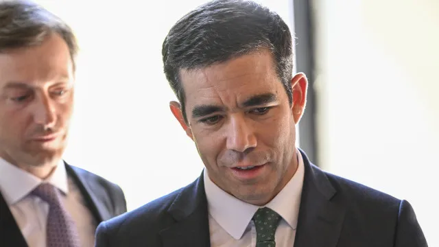 “trumpismo”.-ps-quer-ouvir-ministro-sobre-lei-do-subsidio-de-mobilidade