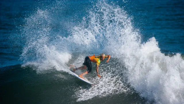 italo-e-vice-em-el-salvador,-mas-chega-a-etapa-do-rio-como-lider-do-ranking