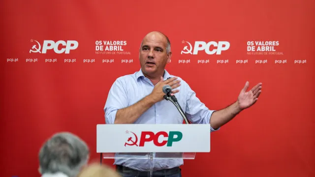 raimundo-desafia-montenegro-a-retirar-pacote-laboral-no-proximo-debate