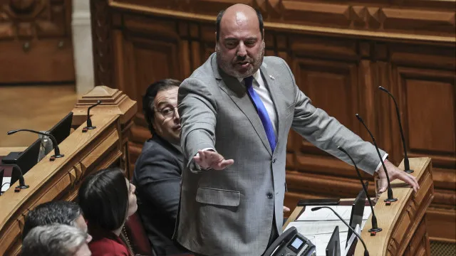 chega-considera-que-ha-caminho-para-andar-com-governo-sobre-psu