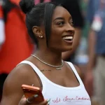 simone-biles-revela-problema-de-saude-e-desabafa:-quase-morrer-nao-estava-nos-meus-planos
