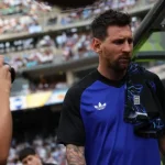 com-penalti-polemico-e-messi-no-banco,-argentina-bate-honduras-sem-sustos