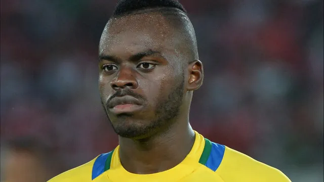 ex-jogador-de-selecao-e-encontrado-morto-aos-34-anos