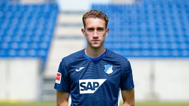 sao-paulo-negocia-com-o-hoffenheim-por-zagueiro-brasileiro-arthur-chaves