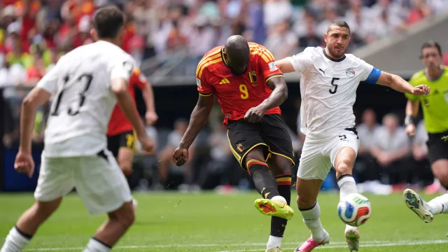 belgica-busca-o-empate-e-evita-derrota-na-estreia-da-copa-contra-o-egito