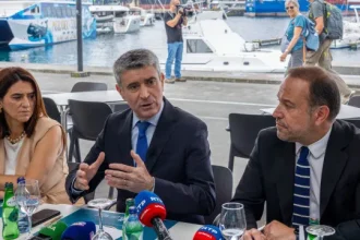 lider-do-ps-diz-que-acores-merecem-“atencao-especial”-do-poder-politico