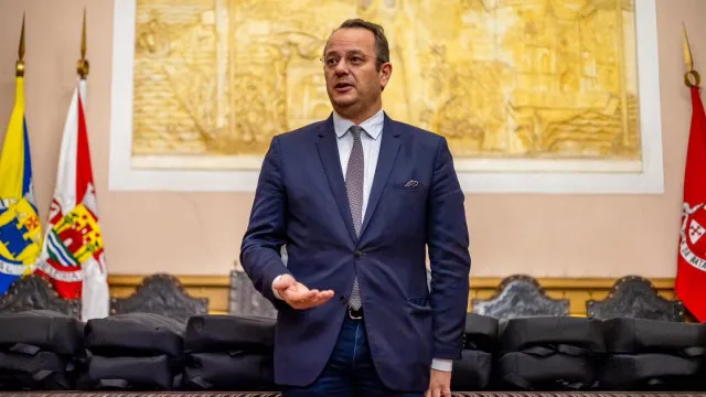 goncalo-lopes-e-candidato-unico-a-federacao-distrital-de-leiria-do-ps
