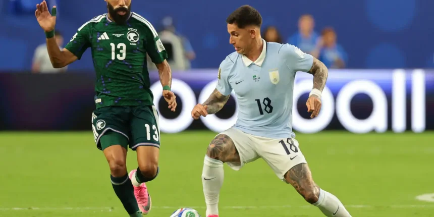 uruguai-arranca-1-a-1-com-arabia-saudita-em-estreia-do-grupo-h-da-copa