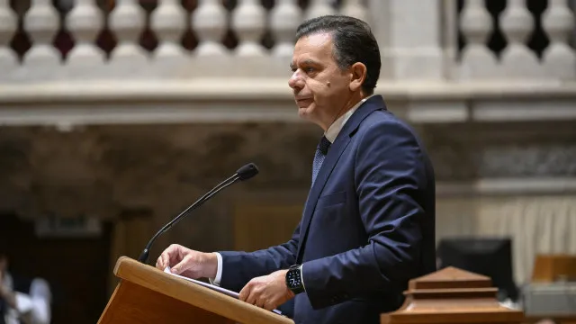 simpatizantes-do-psd-preferem-ps-a-chega-(que-tem-apoiantes-“fanaticos”)