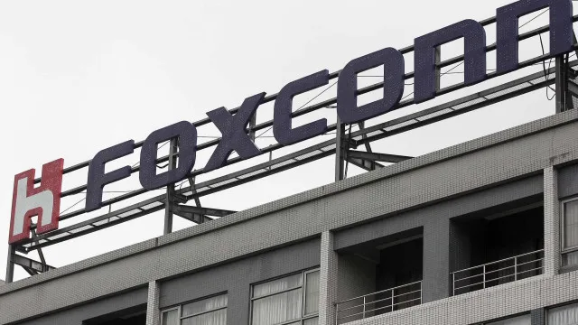 foxconn-alia-se-a-schneider-electric-para-desenvolver-centros-de-ia