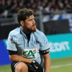 ex-jogador-sofre-mal-subito-e-morre-a-caminho-do-estadio-aos-43-anos