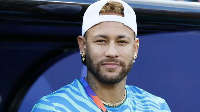 neymar-treina-em-campo-com-a-selecao-pela-primeira-vez-nos-eua;-video