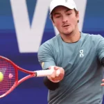 joao-fonseca-encara-novak-djokovic-nesta-sexta-em-roland-garros