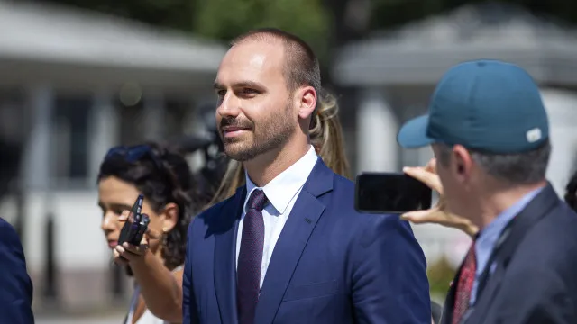 stf-condena-eduardo-bolsonaro-por-interferencia-em-julgamento