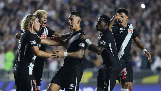 sob-pressao-em-sao-januario,-vasco-precisa-vencer-o-barracas-para-avancar-na-sul-americana