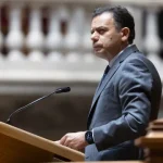 montenegro-regressa-ao-parlamento-na-vespera-do-debate-da-reforma-laboral
